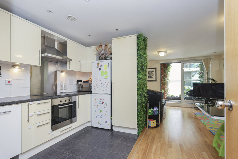 2 bedrooms apartments/flats to sale in Cassilis Road, Isle Of Dogs-image 9