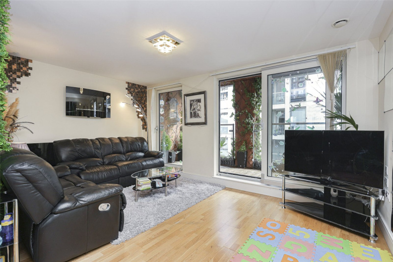 2 bedrooms apartments/flats to sale in Cassilis Road, Isle Of Dogs-image 2