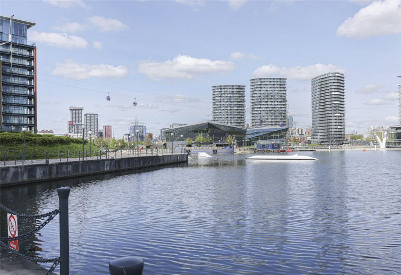 1 bedroom apartments/flats to sale in Seagull Lane, Royal Victoria Dock-image 11