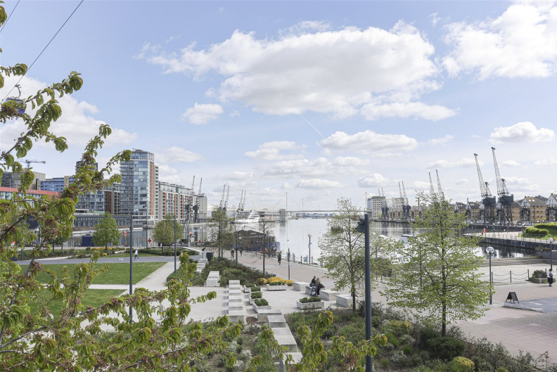 1 bedroom apartments/flats to sale in Seagull Lane, Royal Victoria Dock-image 5