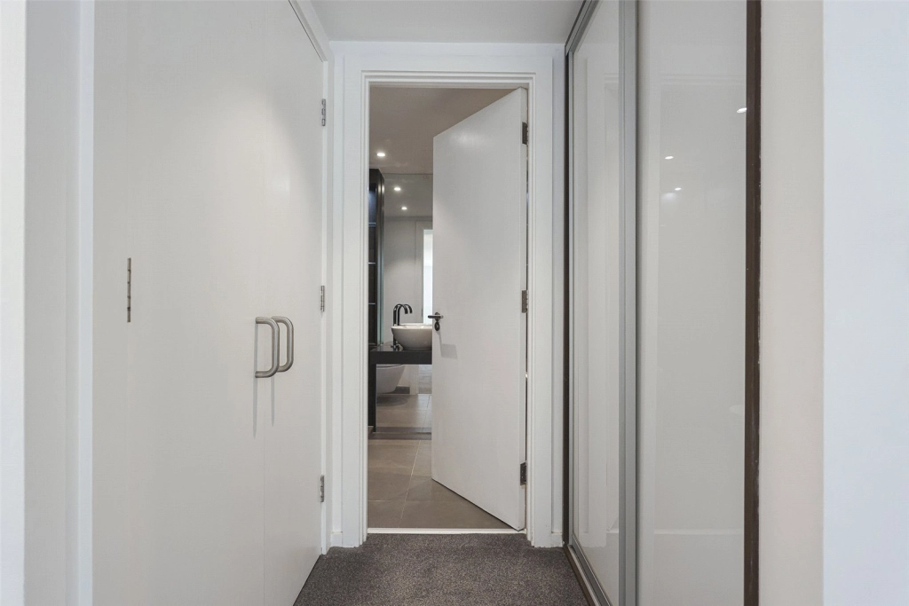 1 bedroom apartments/flats for sale in Drummond Way, Highbury & Islington - N1 view 15