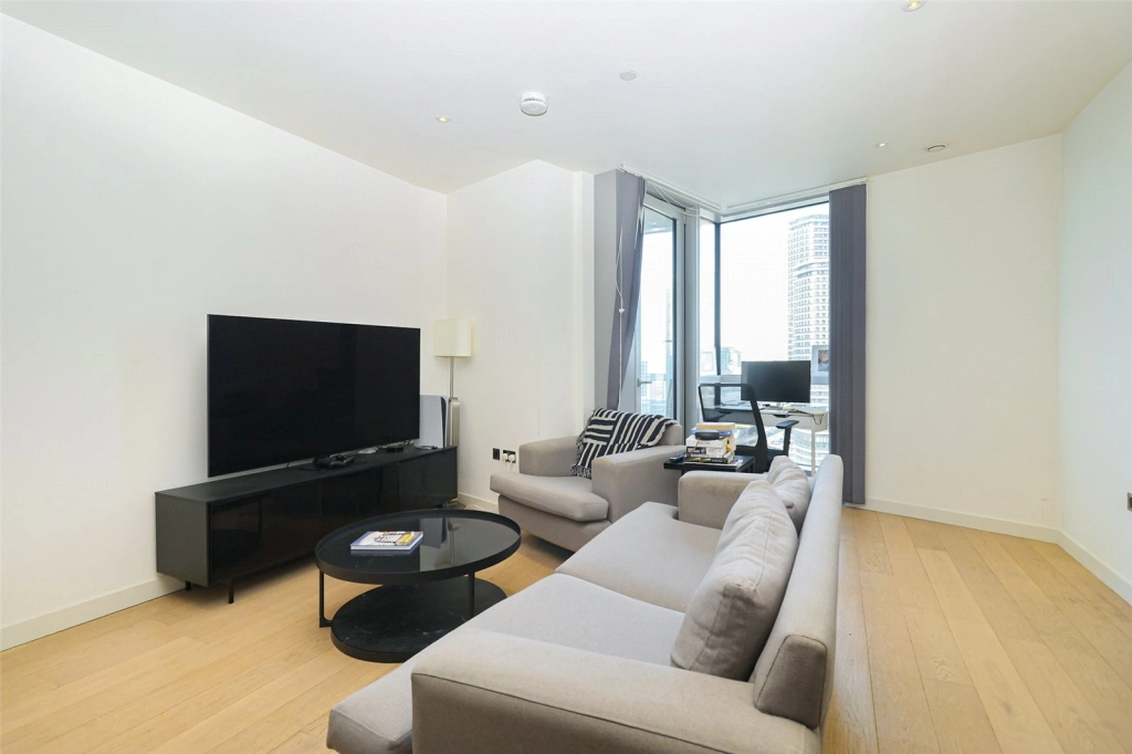 1 bedroom apartments/flats for sale in Biscayne Avenue, Canary Wharf - E14 view 9