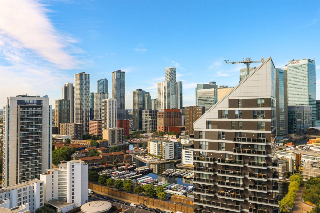 1 bedroom apartments/flats for sale in Biscayne Avenue, Canary Wharf - E14 view 20