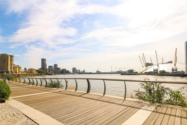 Biscayne Avenue, Canary Wharf - E14 view 23