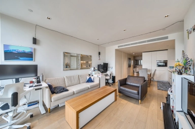 Upper Ground, Southwark - SE1 view 3