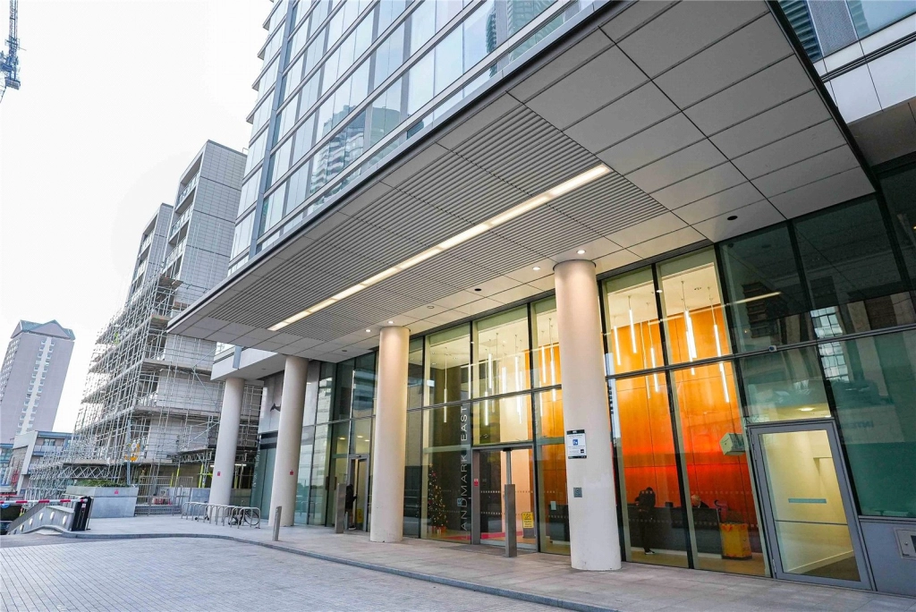 2 bedrooms apartments/flats for sale in Marsh Wall, London - E14 view 18