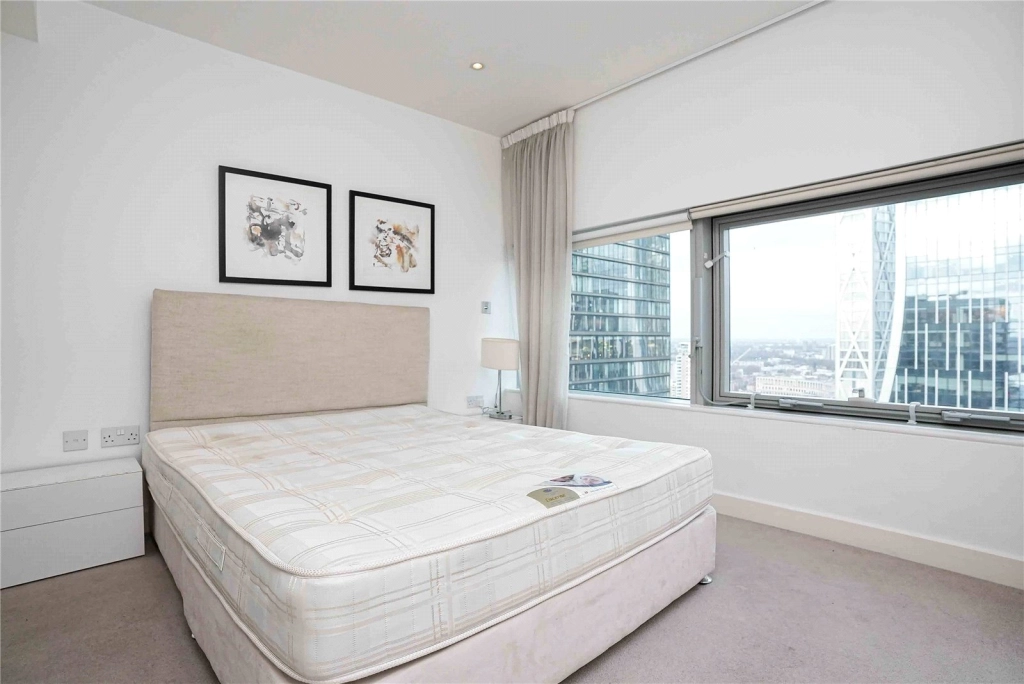 2 bedrooms apartments/flats for sale in Marsh Wall, London - E14 view 6