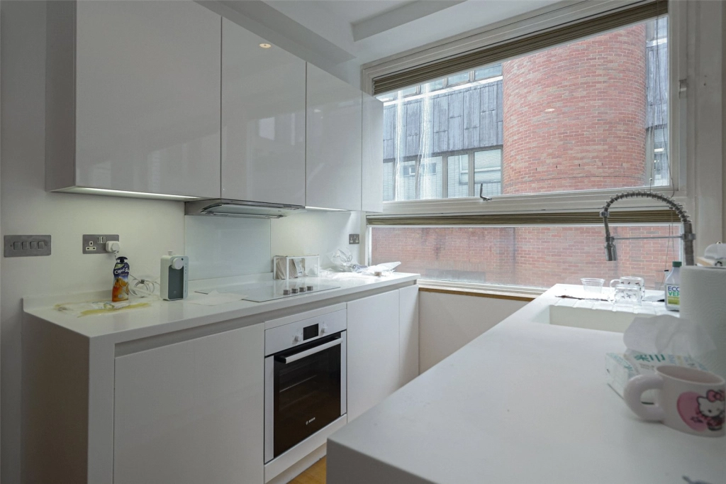 1 bedroom apartments/flats for sale in Greystoke Place, Holborn - EC4A view 5