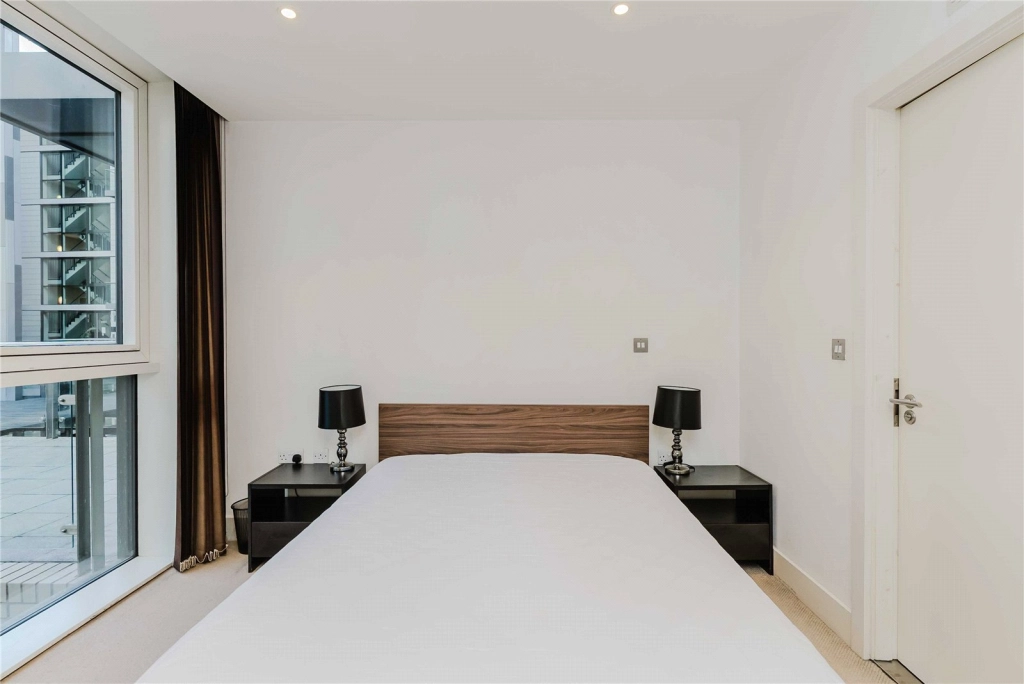 2 bedrooms apartments/flats for sale in Hooper Street, Whitechapel - E1 view 19