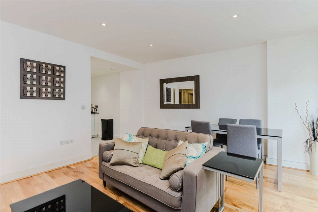 2 bedrooms apartments/flats for sale in Hooper Street, Whitechapel - E1 view 9