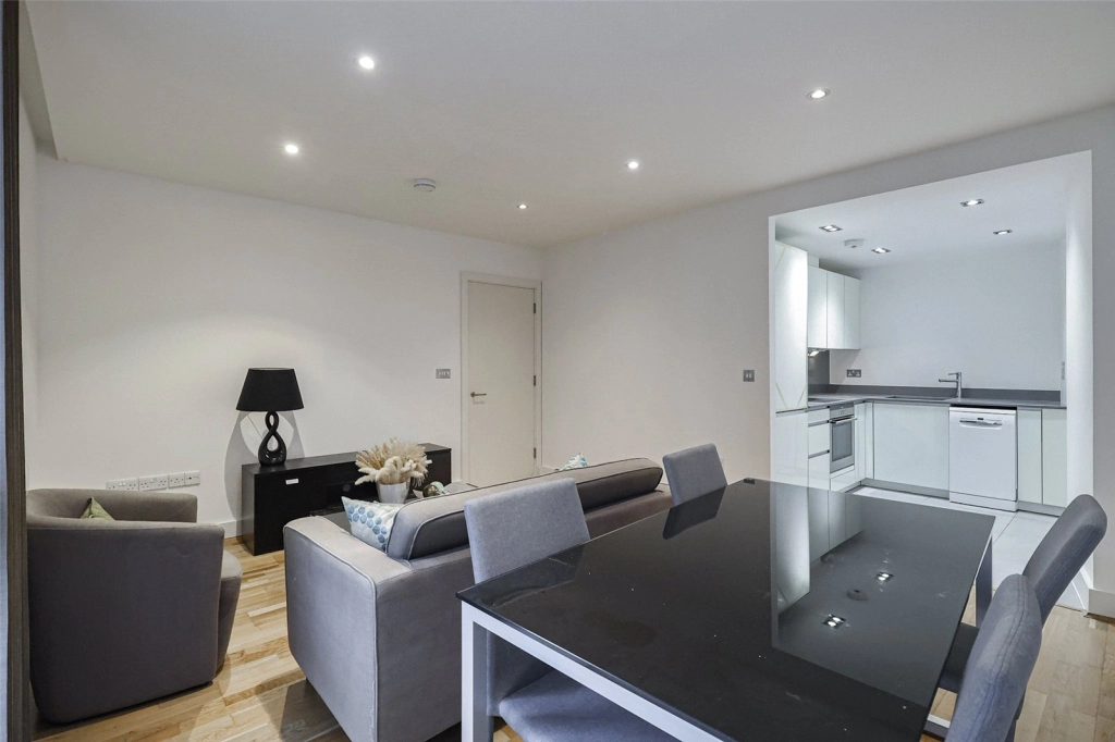 2 bedrooms apartments/flats for sale in Hooper Street, Whitechapel - E1 view 13