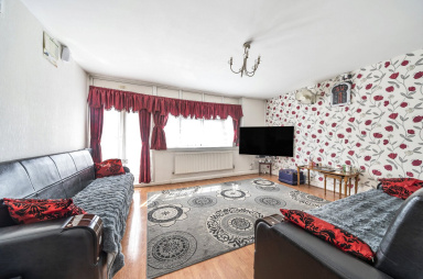 Capworth Street, Leyton, E10