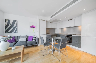 Marsh Wall, Canary Wharf - E14 view 4