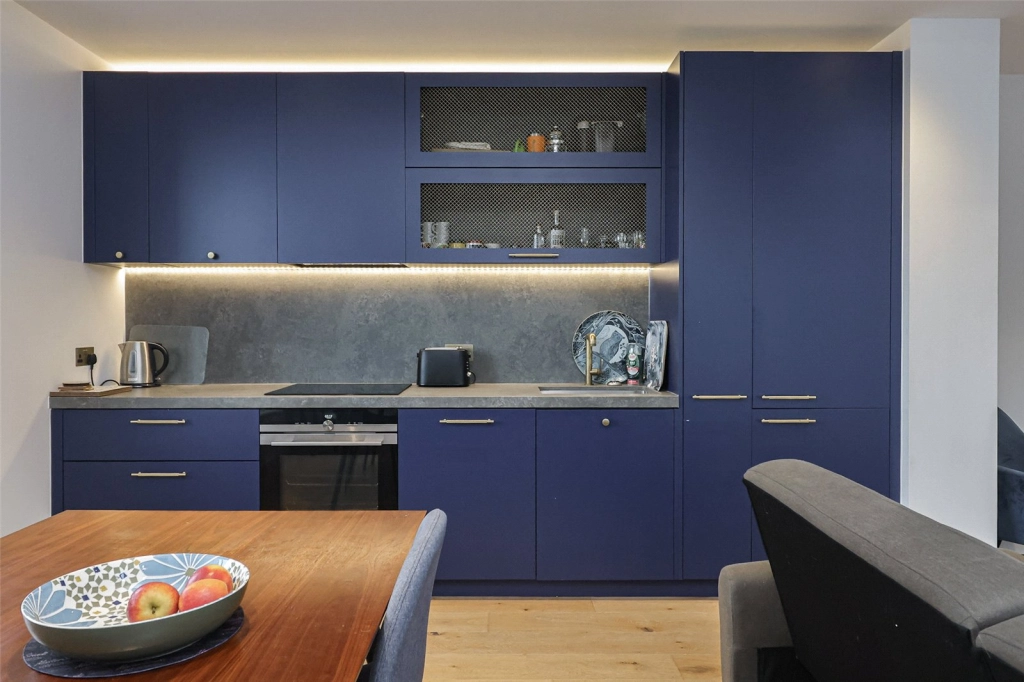 1 bedroom apartments/flats for sale in Goodluck Hope Walk, East India - E14 view 5