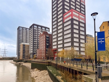 Goodluck Hope Walk, East India - E14 view 1