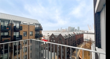 Goodluck Hope Walk, East India - E14 view 4