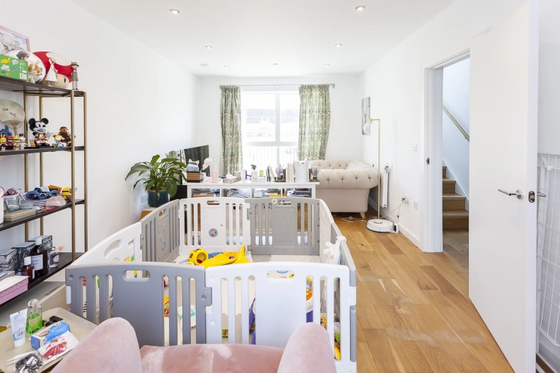 3 bedrooms apartments/flats to sale in Prospect Row, Stratford-image 7