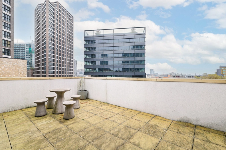 3 bedrooms apartments/flats to sale in Commercial Road, Whitechapel-image 9
