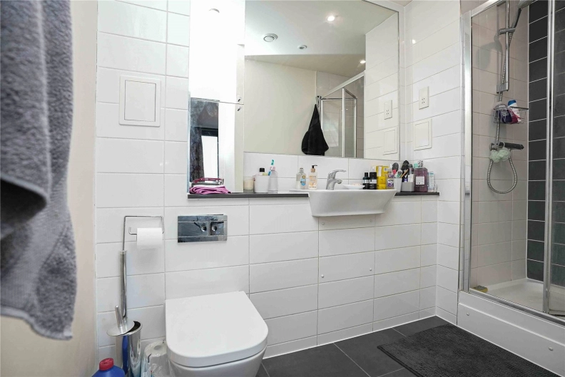 Studio apartments/flats to sale in Homerton Road, London-image 7
