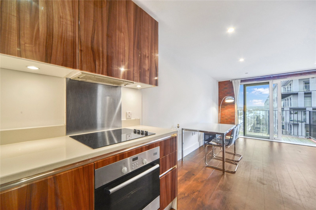 2 bedrooms apartments/flats for sale in Major Draper Street, Woolwich - SE18 view 5