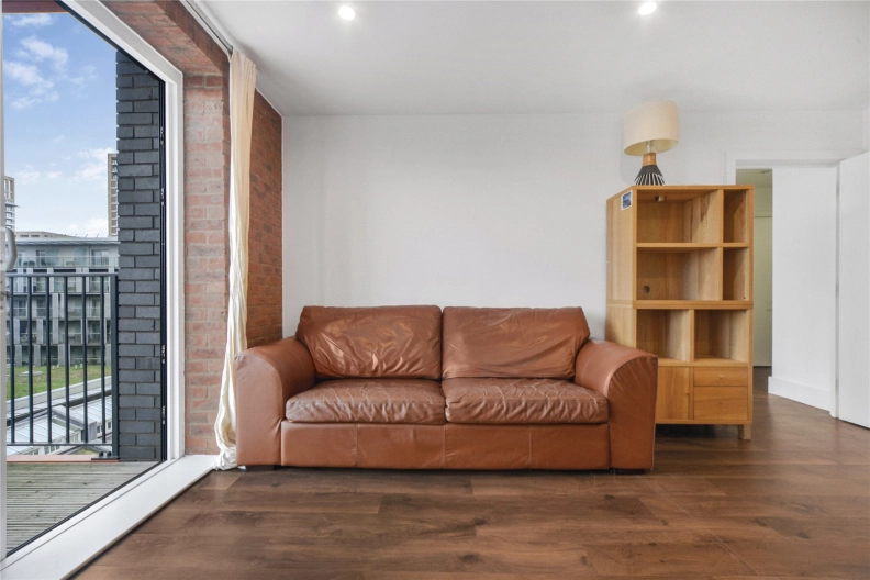 2 bedrooms apartments/flats to sale in Major Draper Street, Woolwich-image 3