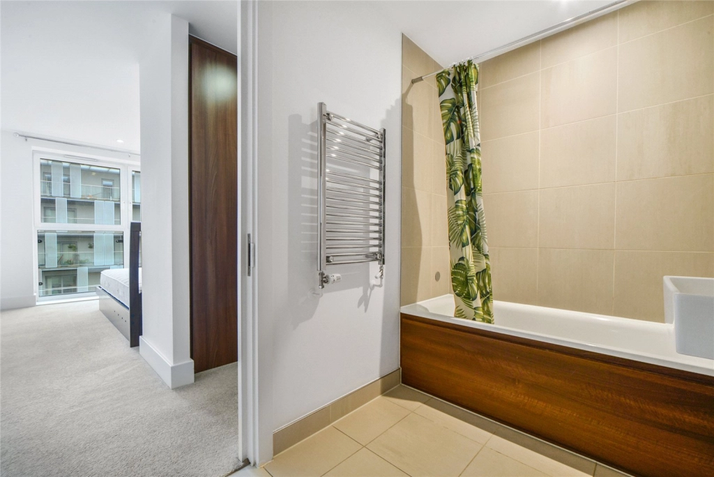 2 bedrooms apartments/flats for sale in Major Draper Street, Woolwich - SE18 view 20