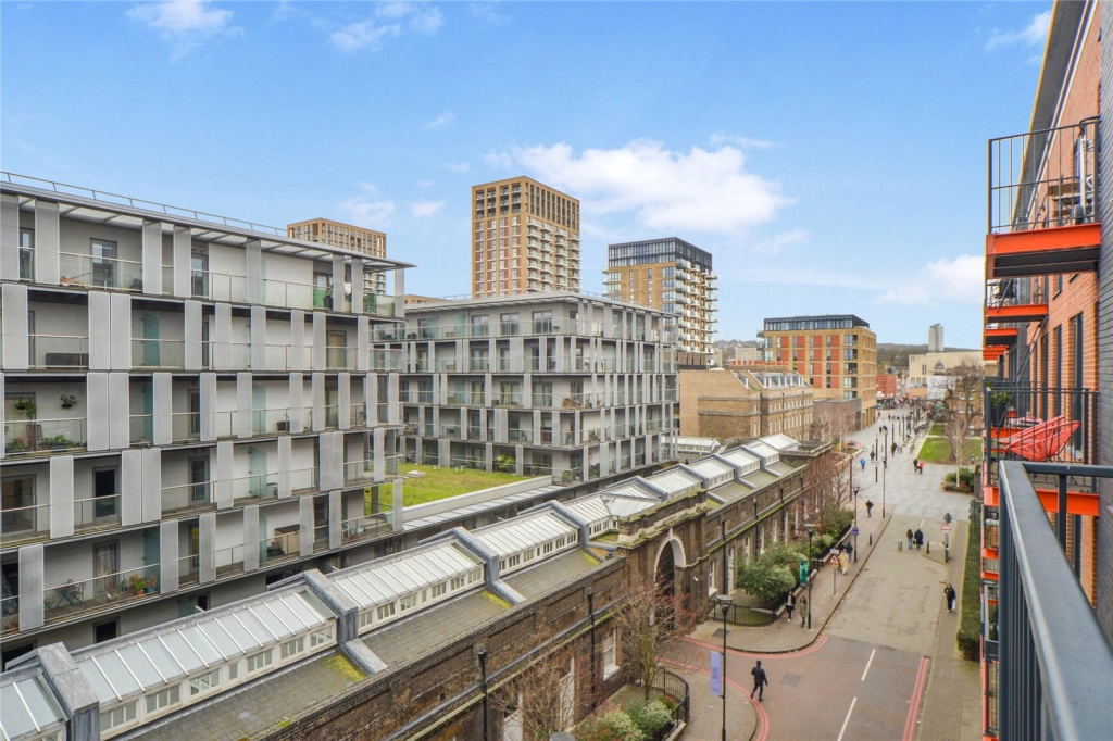 2 bedrooms apartments/flats for sale in Major Draper Street, Woolwich - SE18 view 2