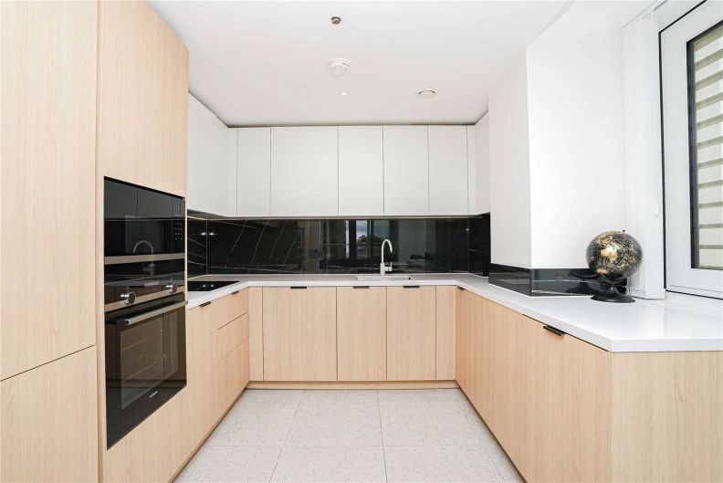 2 bedrooms apartments/flats to sale in Cendal Crescent, Whitechapel-image 13