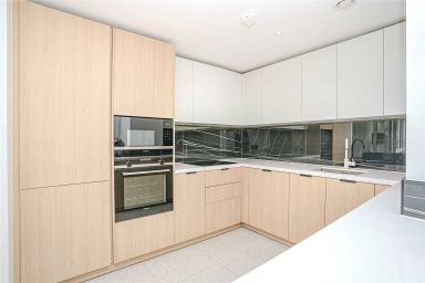Cendal Crescent, Whitechapel E1 image 3