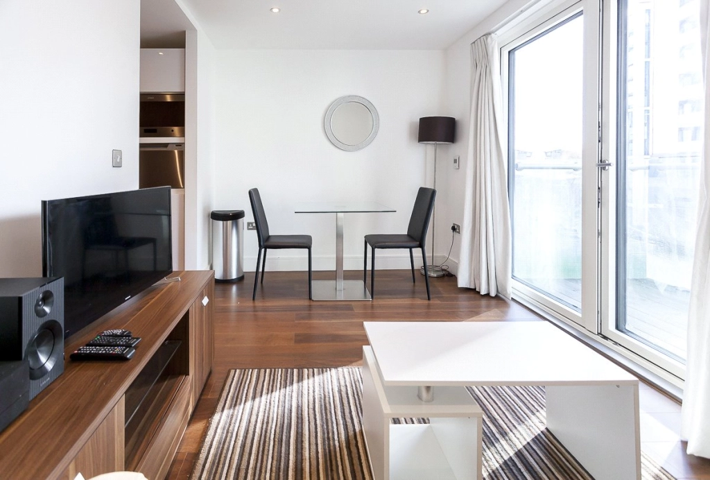 Studio apartments/flats for sale in Lincoln Plaza, South Quay - E14 view 13