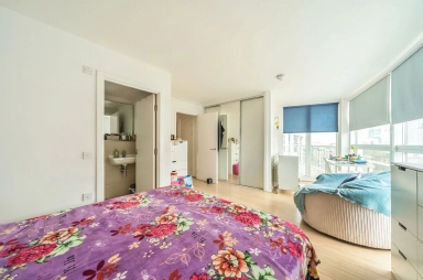 Prestons Road, Blackwall - E14 view 12