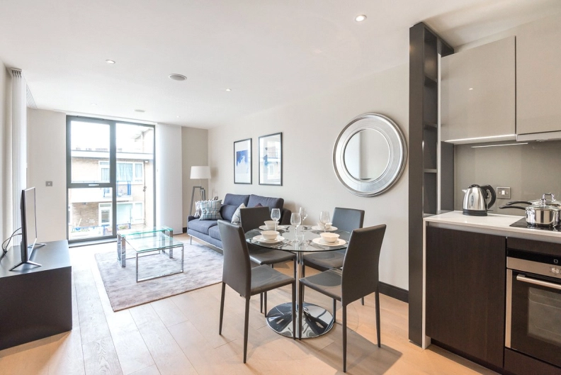 1 bedroom apartments/flats for sale in Lancaster Street, London - SE1 view 3
