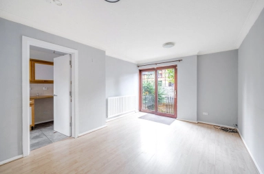 Waveney Close, Wapping - E1W view 5