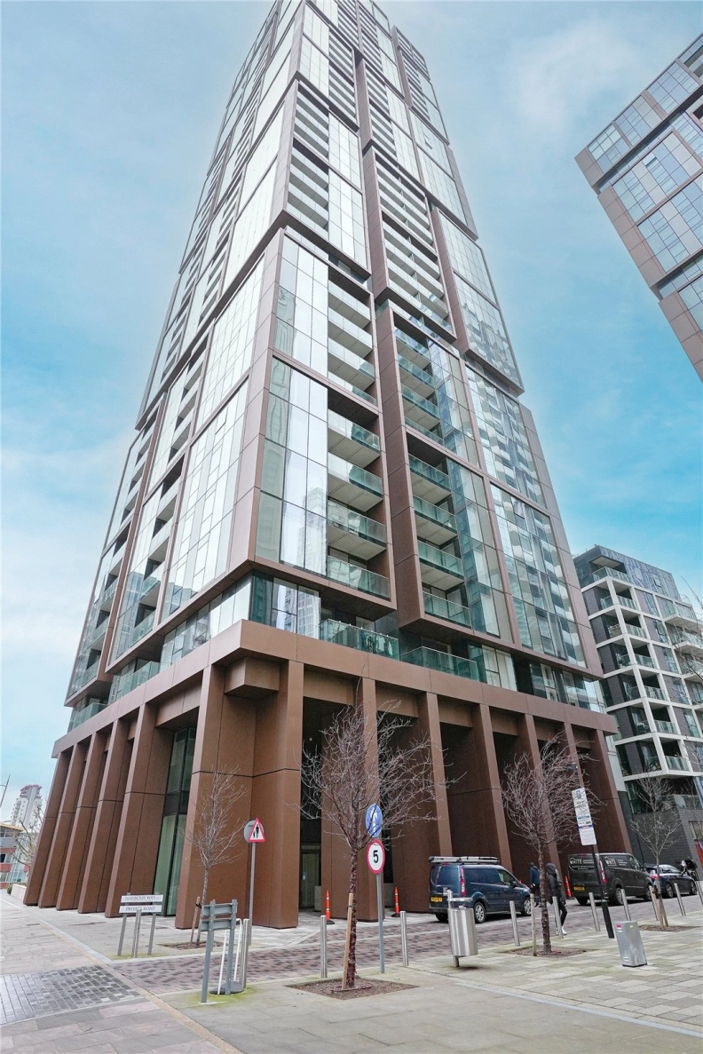2 bedrooms apartments/flats for sale in Harbour Way, South Quay - E14 view 16