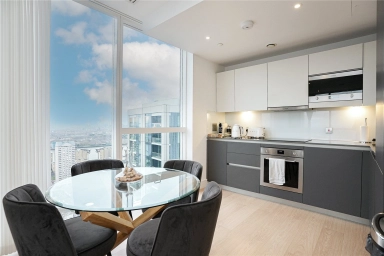 Harbour Way, South Quay - E14 view 4