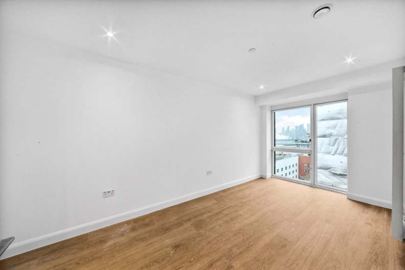 1 bedroom apartments/flats to sale in Western Gateway, Custom House-image 6