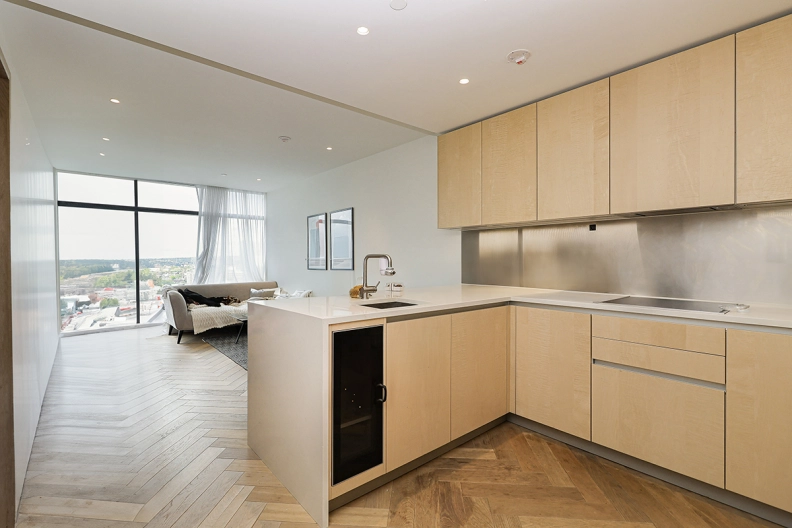1 bedroom apartments/flats to sale in Shoreditch High Street, Shoreditch-image 4