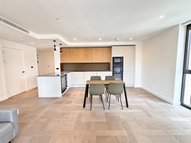 Merino Gardens, Wapping E1W image 2