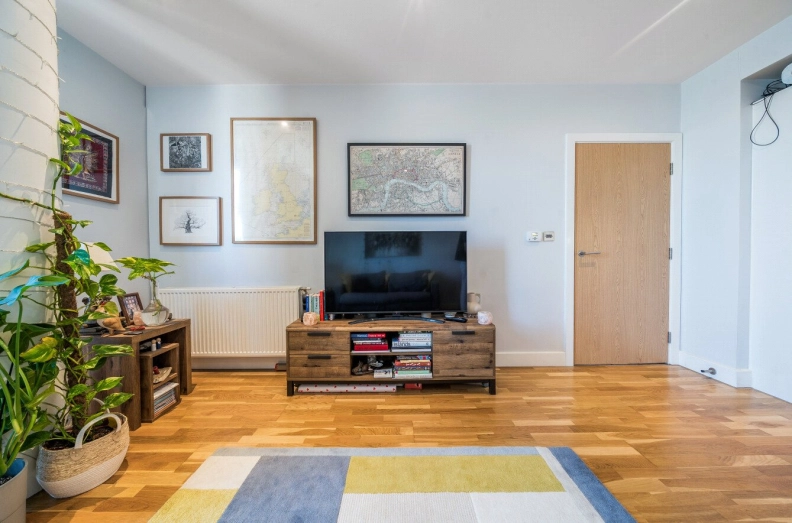 2 bedrooms apartments/flats to sale in Dominion Walk, Blackwall-image 9