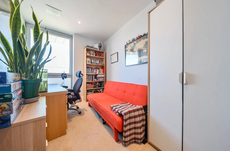 2 bedrooms apartments/flats to sale in Dominion Walk, Blackwall-image 14