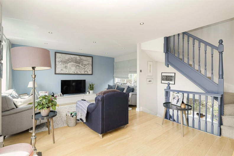 4 bedrooms houses to sale in Thomas More Street, Wapping-image 11