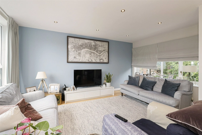 4 bedrooms houses to sale in Thomas More Street, Wapping-image 13