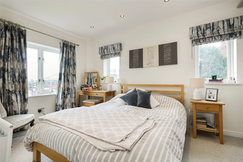 4 bedrooms houses to sale in Thomas More Street, Wapping-image 7