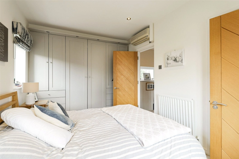 4 bedrooms houses to sale in Thomas More Street, Wapping-image 20