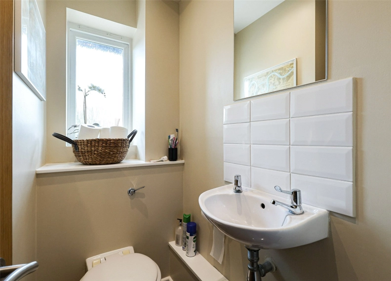 4 bedrooms houses to sale in Thomas More Street, Wapping-image 24