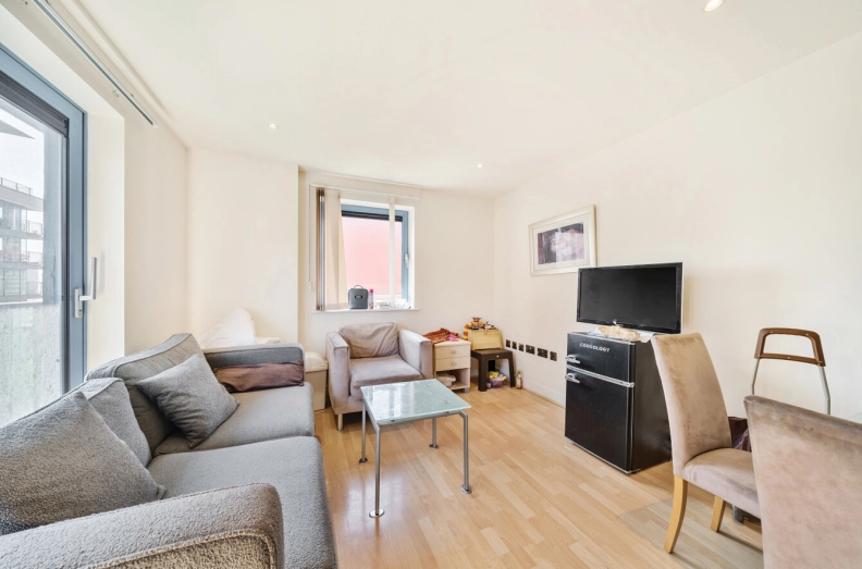 2 bedrooms apartments/flats to sale in Western Gateway, Plaistow-image 9