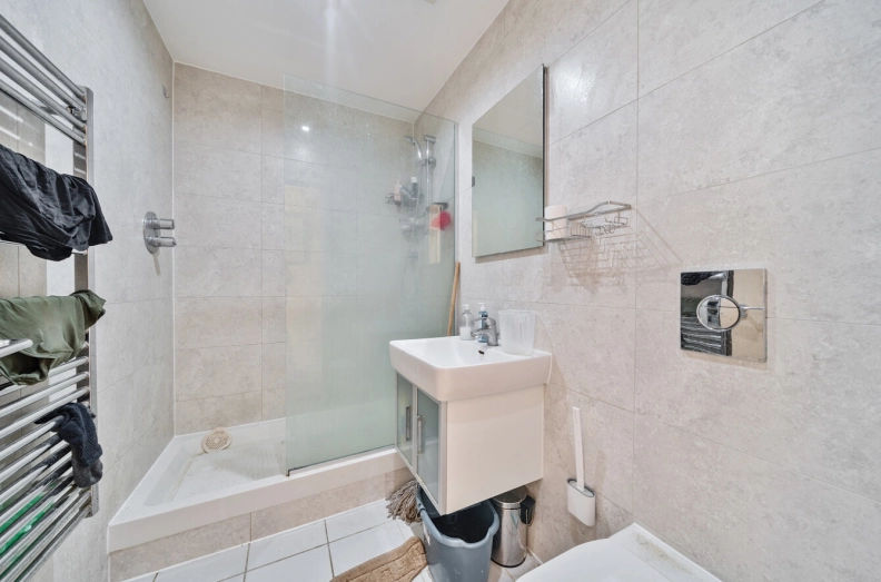 2 bedrooms apartments/flats to sale in Western Gateway, Plaistow-image 15