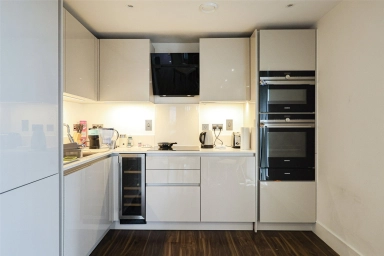 New Drum Street, Aldgate East E1 image 12