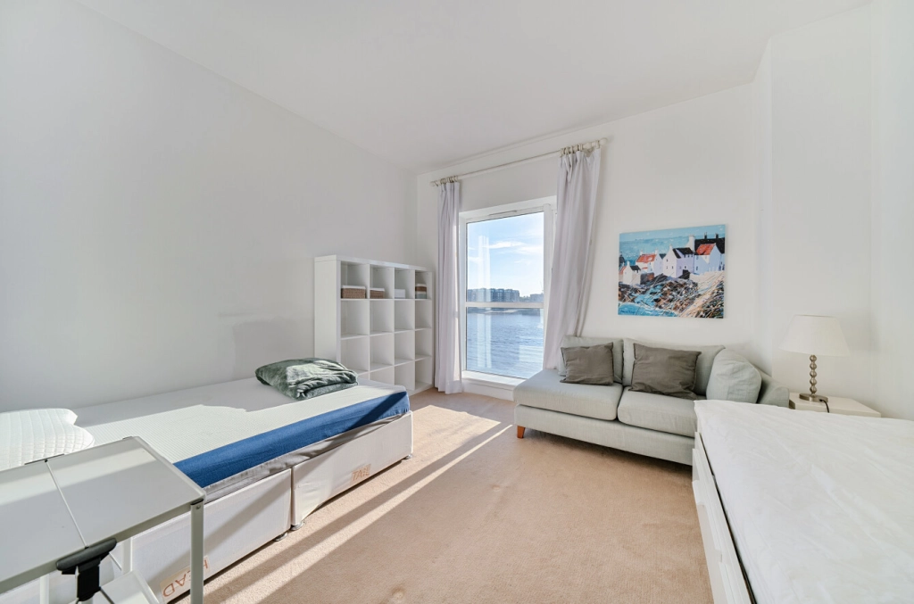 2 bedrooms apartments/flats for sale in Westferry Circus, Westferry - E14 view 6