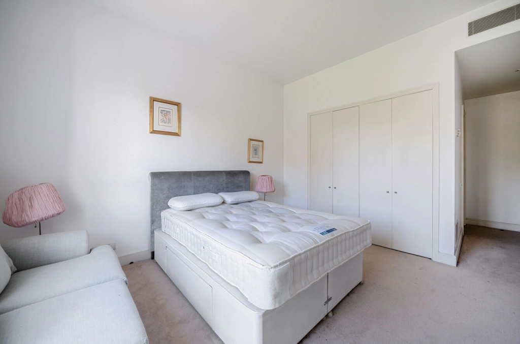 2 bedrooms apartments/flats for sale in Westferry Circus, Westferry - E14 view 14